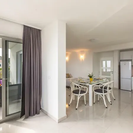 Jure Sea View Apartamento Makarska