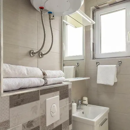 Jure Sea View Apartamento