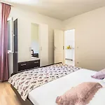 아파트 Jure Sea View *