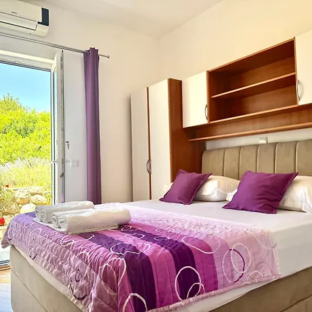 Jure Sea View 아파트