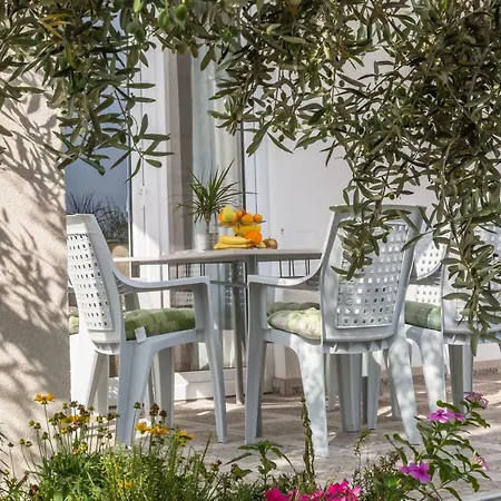 Apartman Jure Sea View